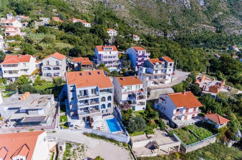 Apartments Villa Capitano 믈리니 외부 사진
