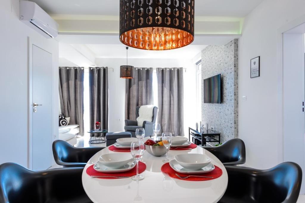 Apartments Villa Capitano 믈리니 객실 사진